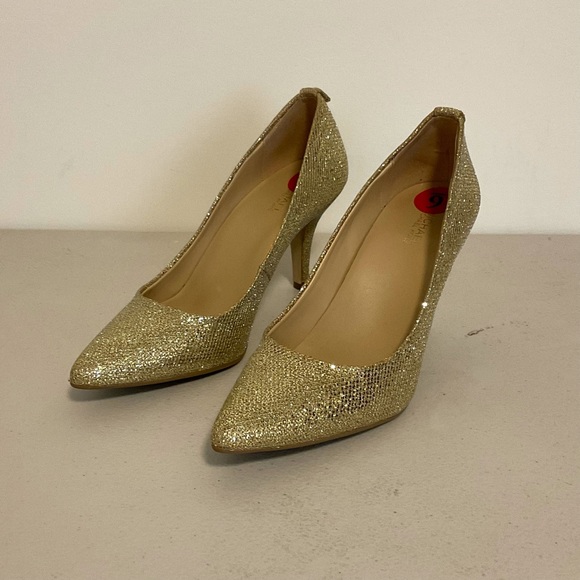 Michael Kors Dorothy Flex Pumps Glitter Gold Sz 6M - Picture 3 of 10